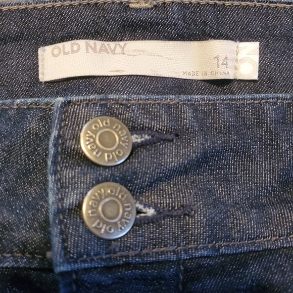 Old Navy Denim Skirt - Picture 5 of 6